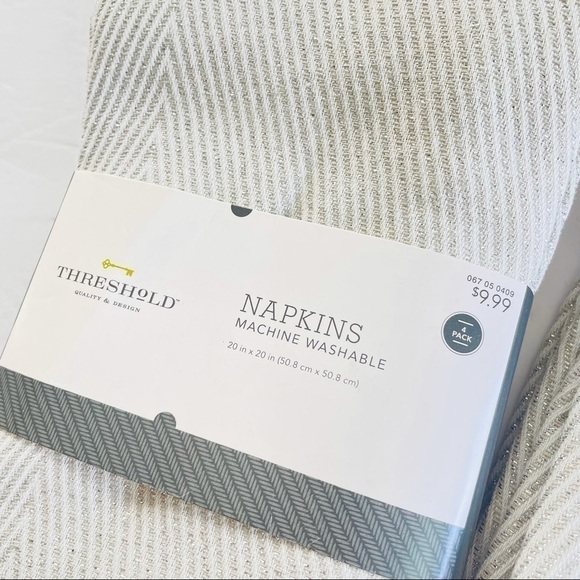 Target Threshold 2 pack silver embroidered EASTER decor - Picture 2 of 3